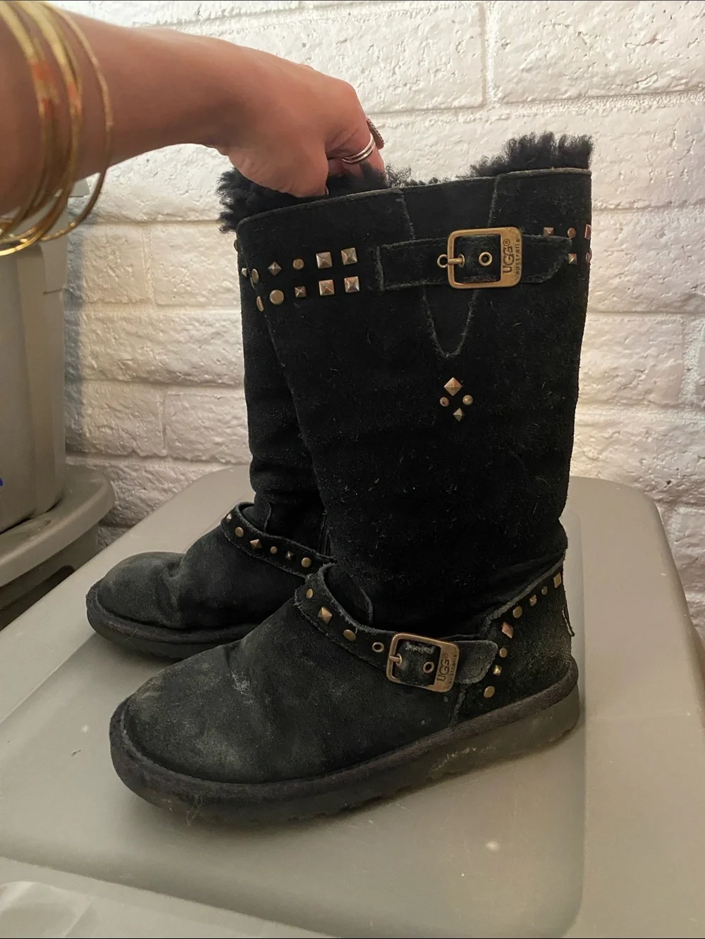 🖤 Rare Vintage Sheep Skin UGGS Black Suede Studded with Buckles